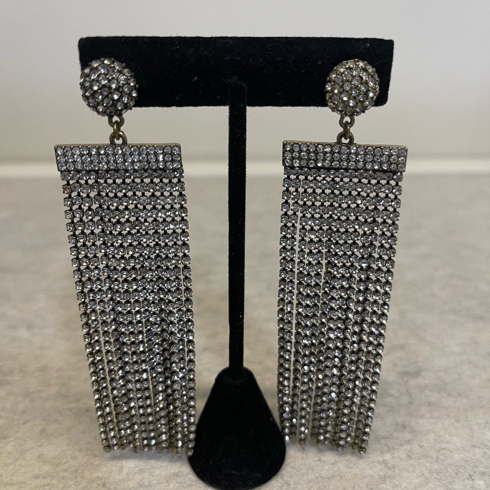 BaubleBar Silver Crystal Fringe Earrings 💕